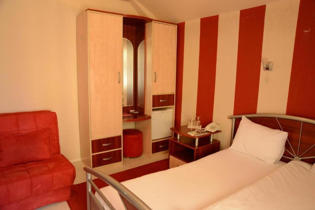 Hotel Zeneva Kragujevac Exterior foto