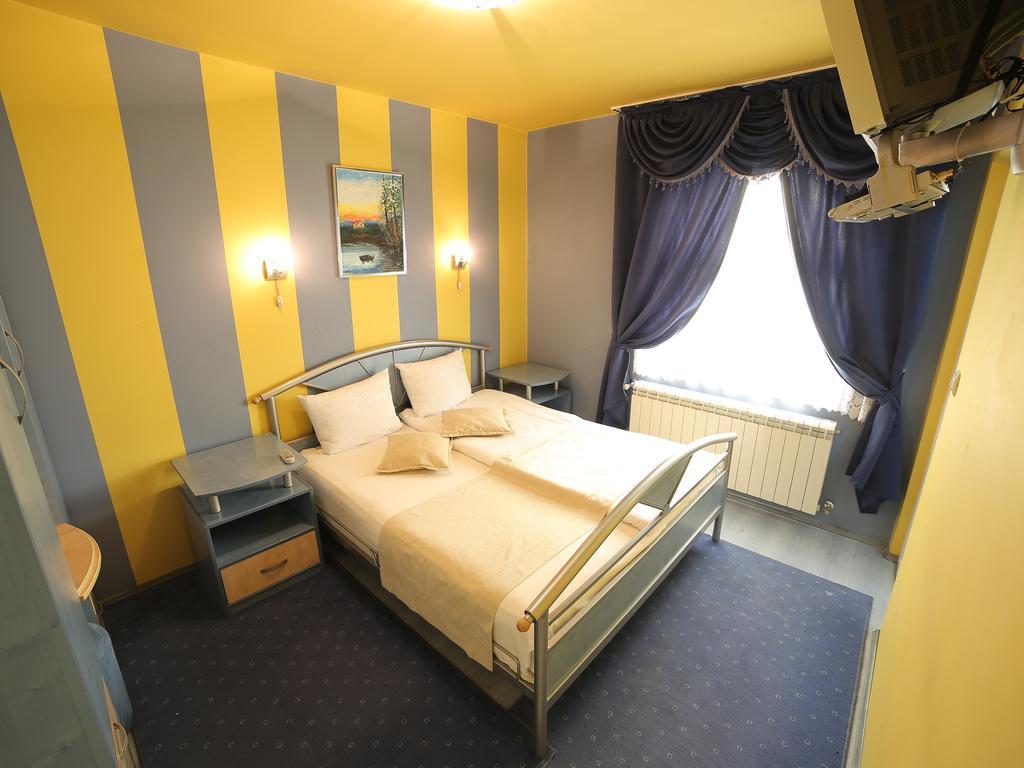 Hotel Zeneva Kragujevac Cameră foto
