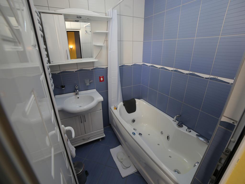 Hotel Zeneva Kragujevac Cameră foto