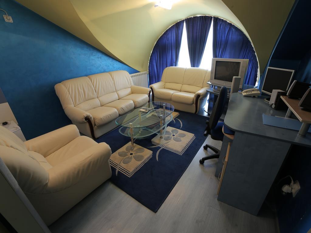 Hotel Zeneva Kragujevac Cameră foto