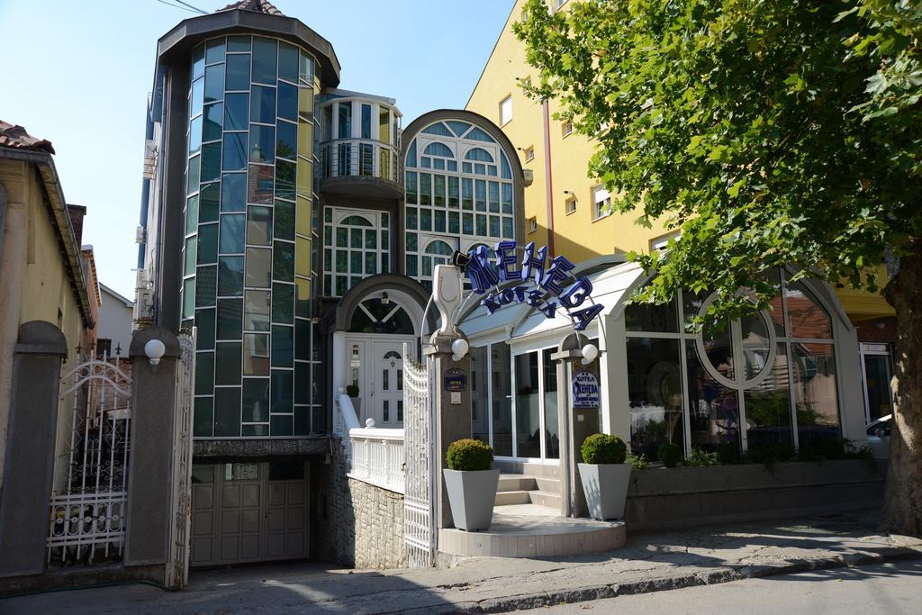 Hotel Zeneva Kragujevac Exterior foto